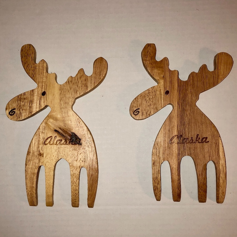 Wood Salad / Pasta Servers Alaska moose Forks Arctic Circle